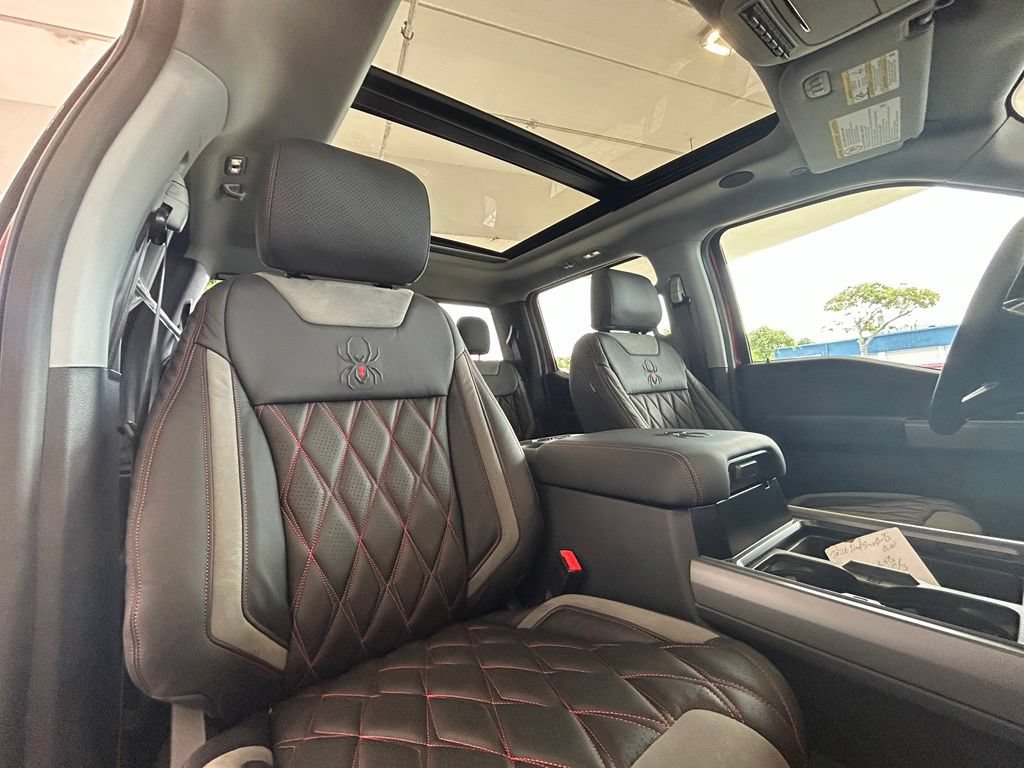 New 2026 Ford F250 Lariat w/ Black Appearance Package AWD/4WD image 29
