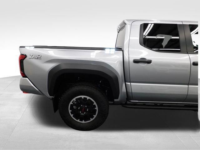 Used 2024 Toyota Tacoma TRD Off-Road image 14