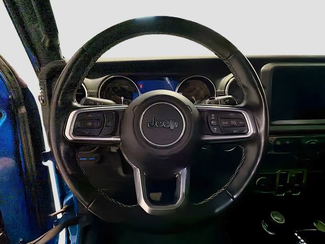 Used 2021 Jeep Wrangler Unlimited Sahara w/ Cold Weather Group AWD/4WD image 10