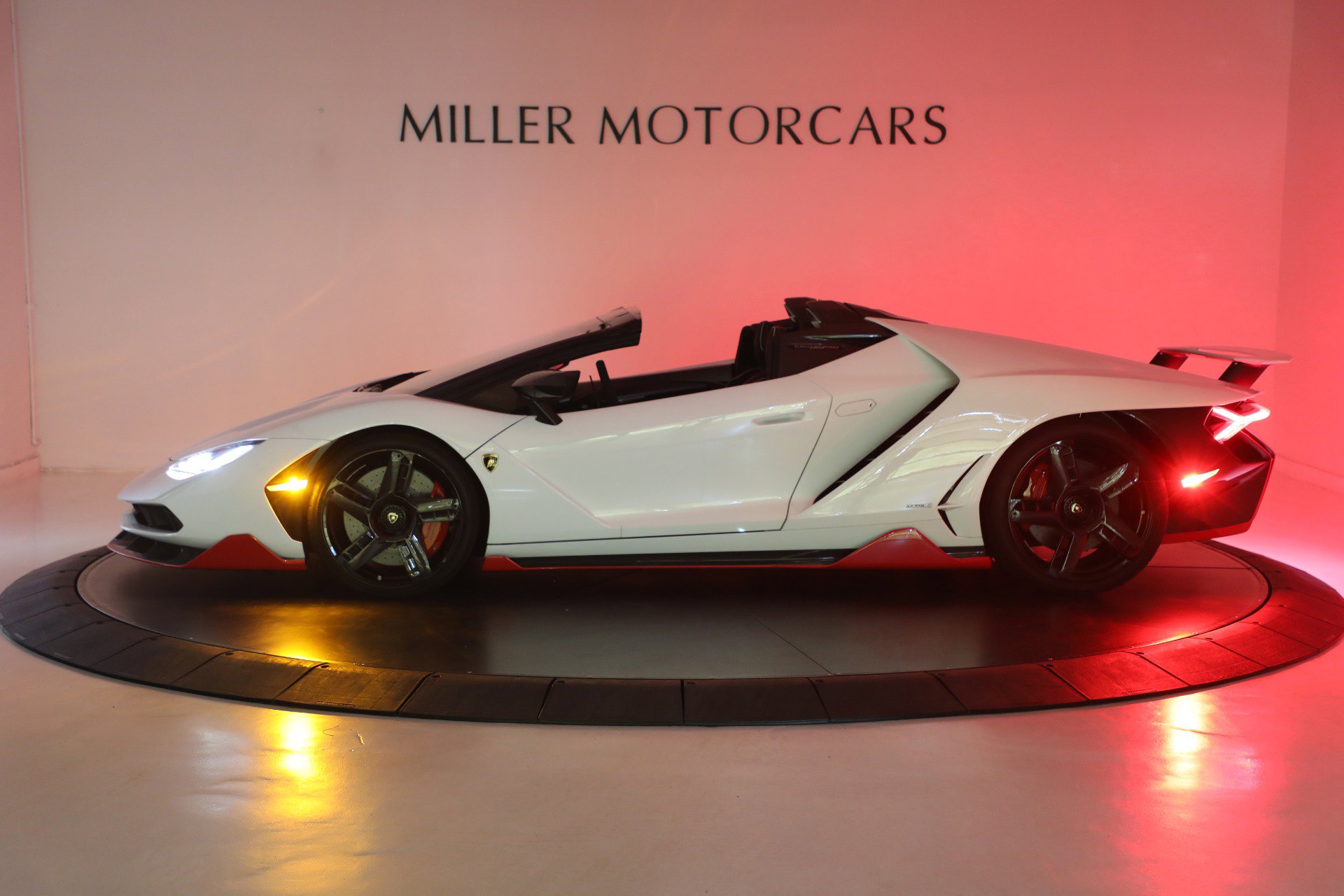 Used 2017 Lamborghini Centenario LP 770-4 AWD/4WD image 45