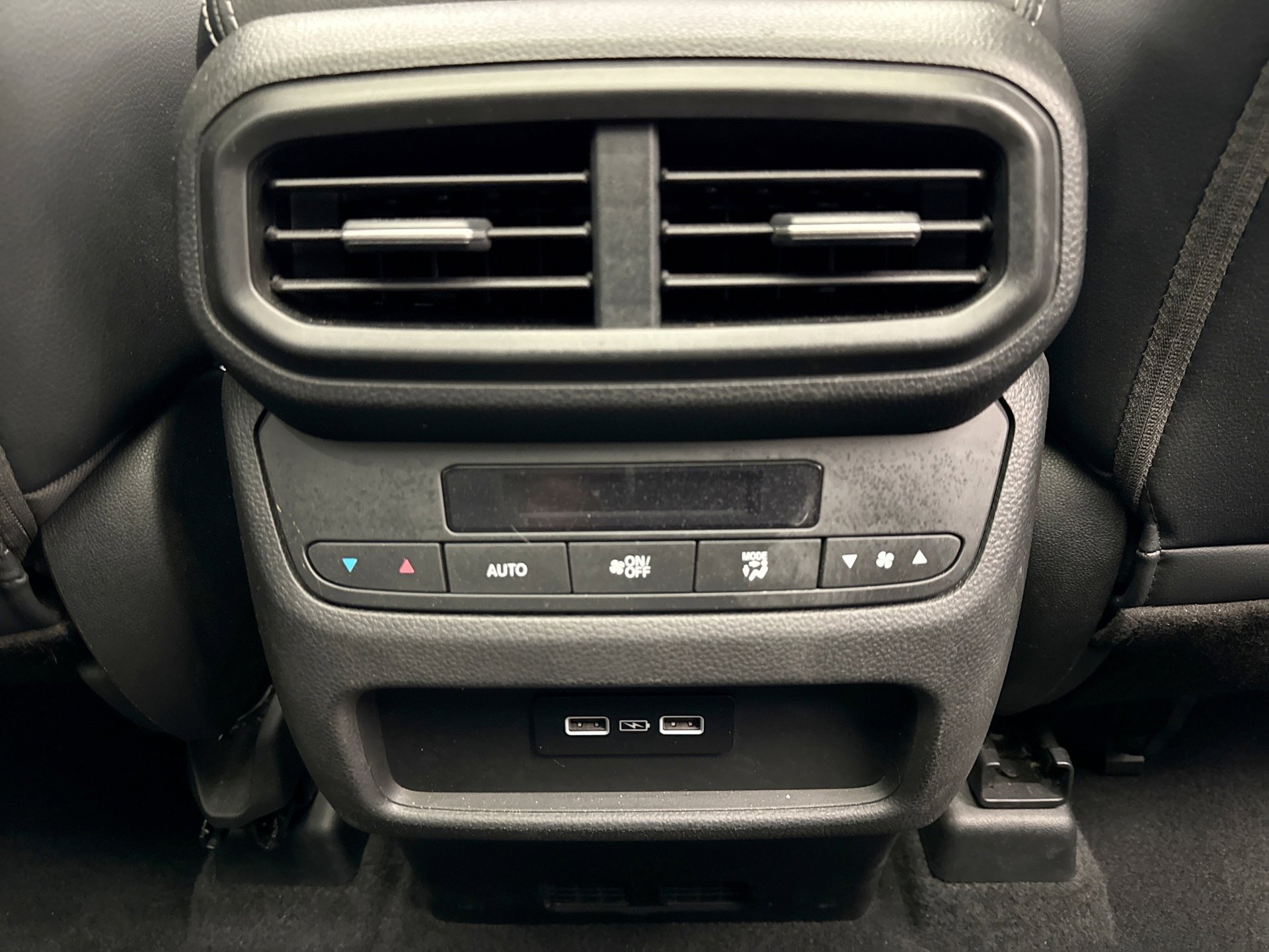 Used 2023 Honda Pilot Touring image 22