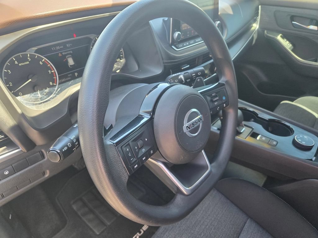 Used 2021 Nissan Rogue SV AWD/4WD image 11