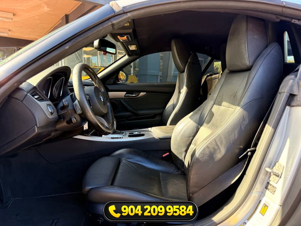Used 2011 BMW Z4 sDrive35is image 17