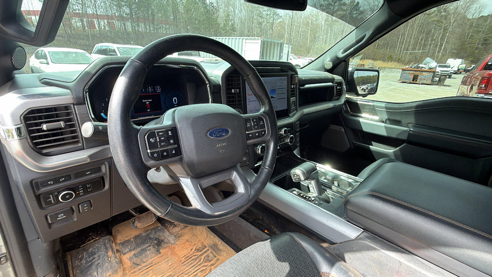 Used 2024 Ford F150 Lariat image 23