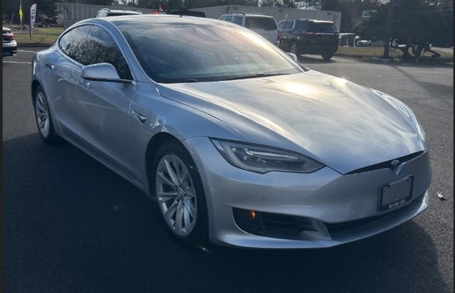 Used 2017 Tesla Model S 60 image 1