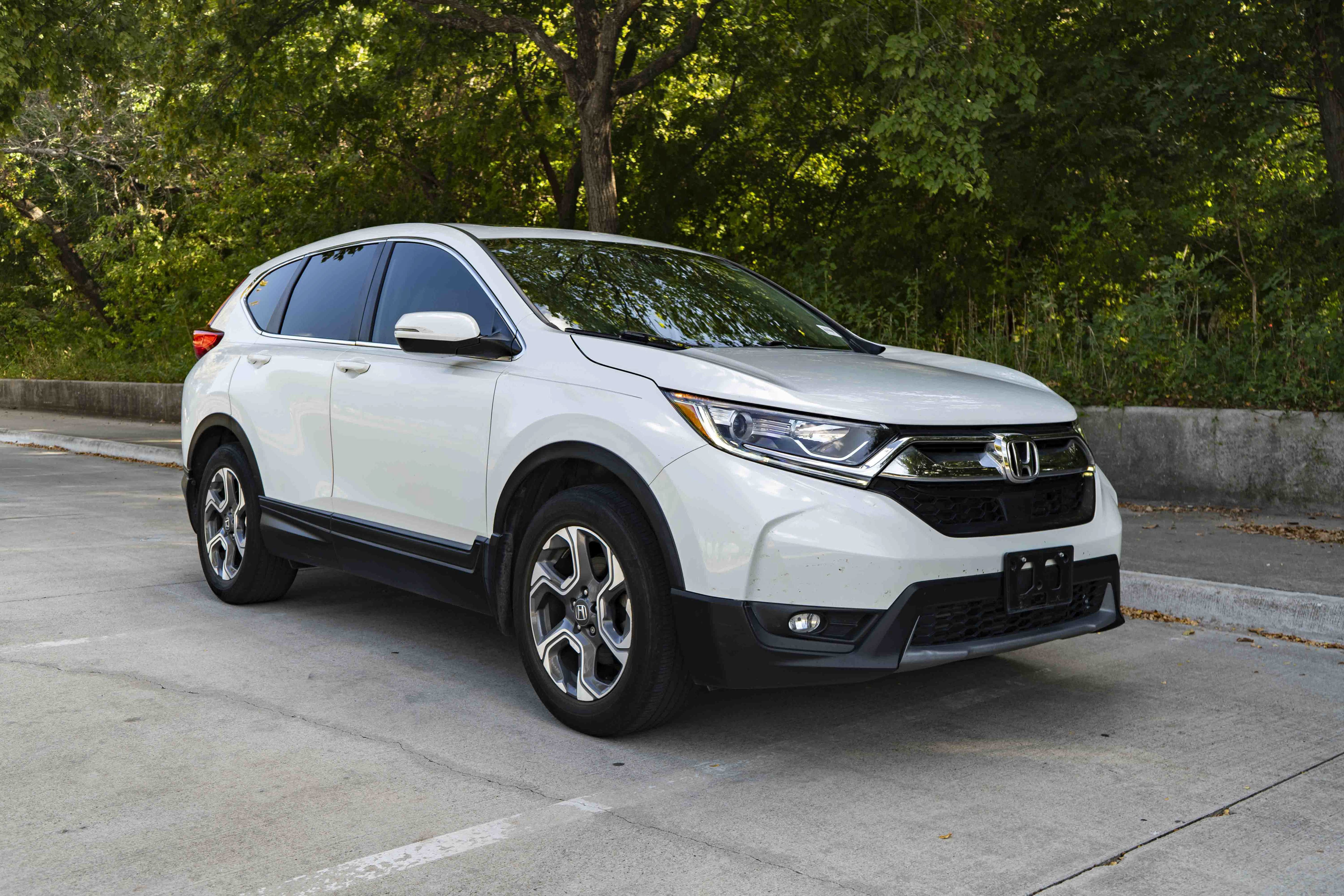 Used 2017 Honda CR-V EX image 2