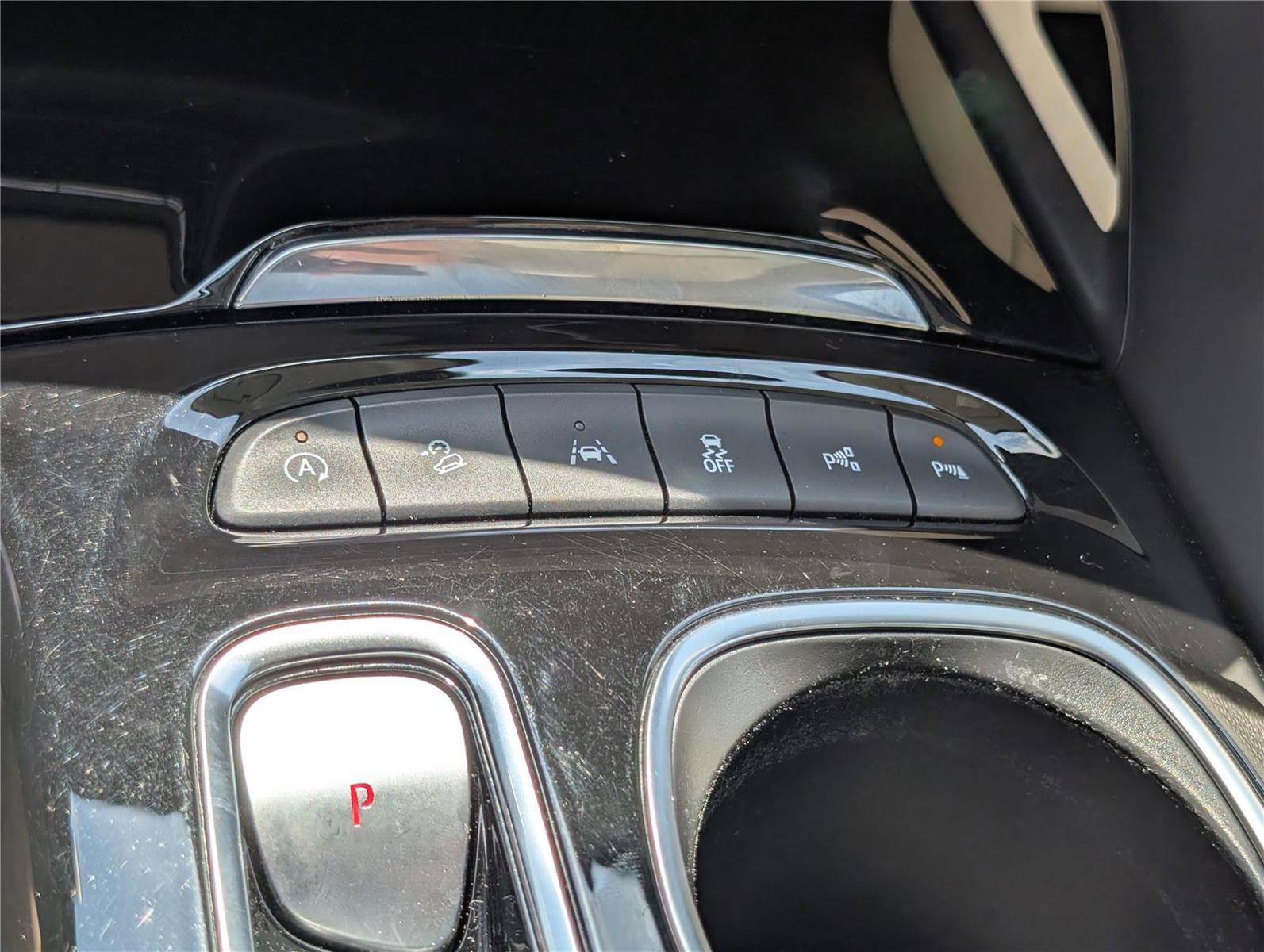 Used 2023 Buick Envision Avenir AWD/4WD image 28