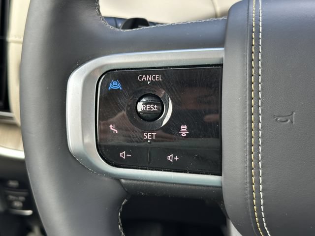 Certified 2025 Nissan Armada Platinum Reserve AWD/4WD image 28