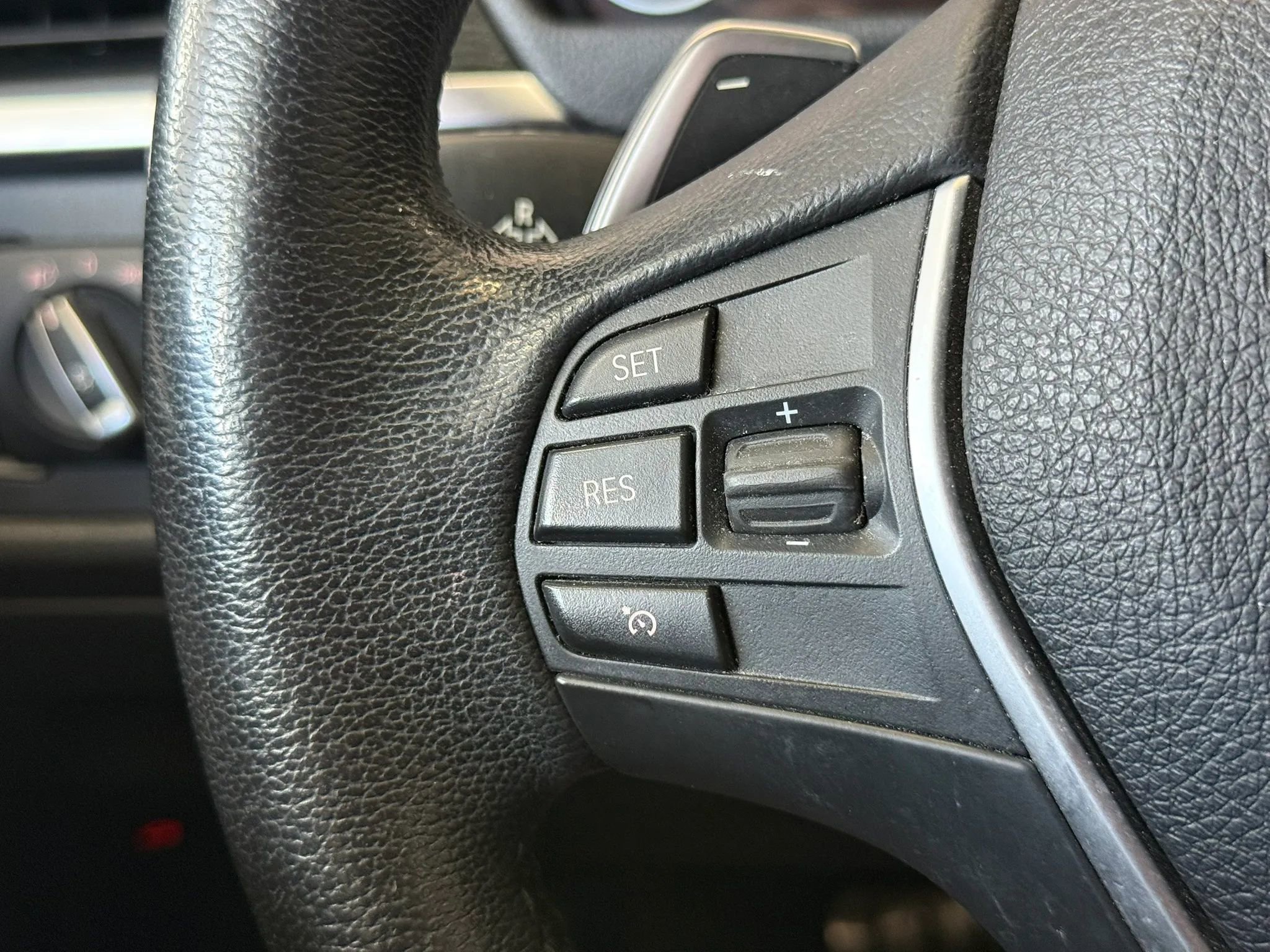 Used 2017 BMW 330i xDrive Sedan image 12