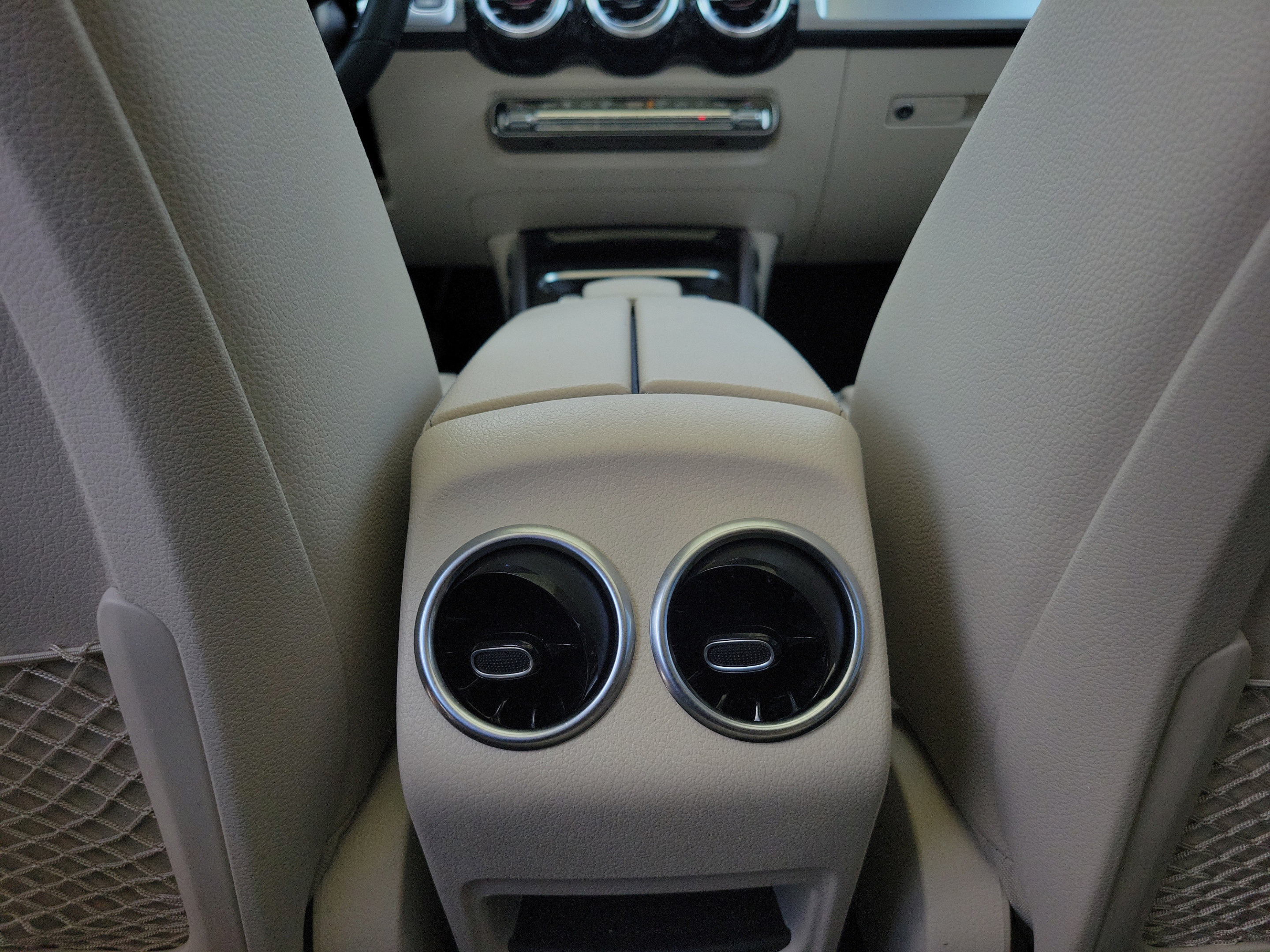 Used 2023 Mercedes-Benz GLB 250 image 11