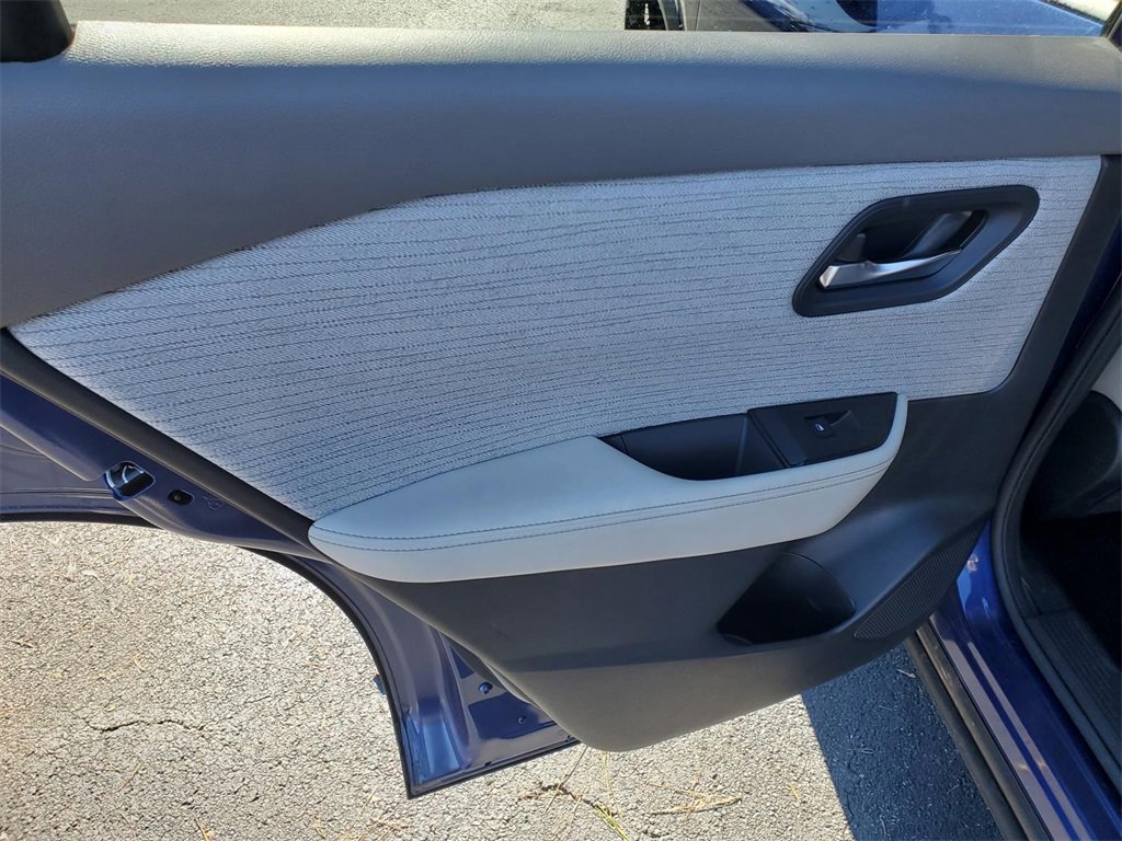 Certified 2023 Nissan Rogue SV image 14