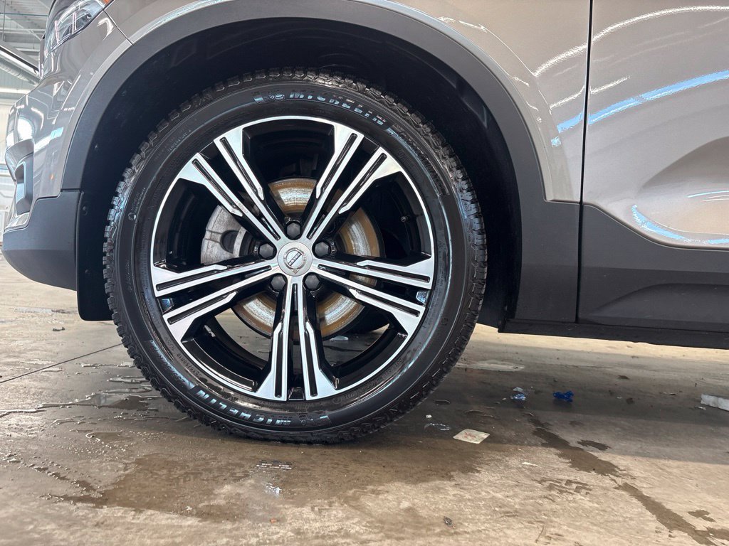 Used 2021 Volvo XC40 T5 Inscription AWD/4WD image 25