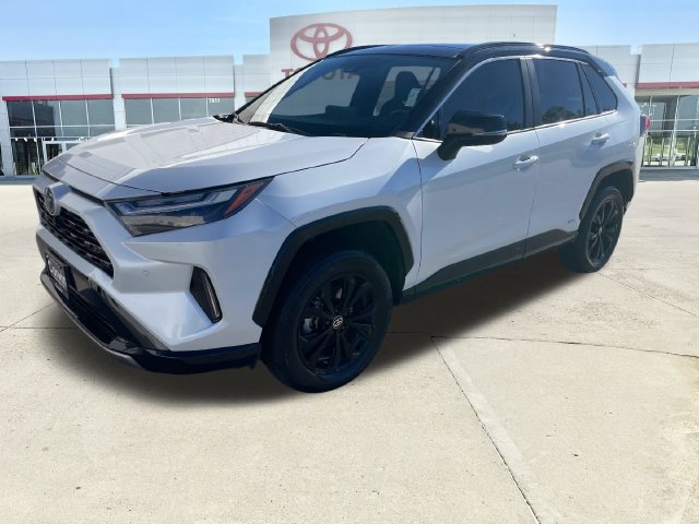 Used 2024 Toyota RAV4 XSE w/ Advanced Technology Package AWD/4WD image 7