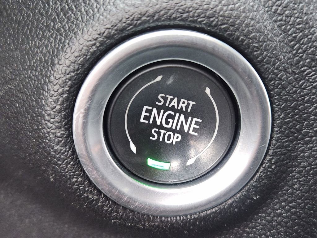 Used 2024 Chevrolet Silverado 2500 Custom w/ Custom Value Package image 21