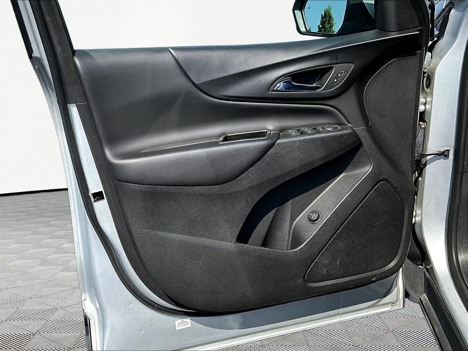 Used 2022 Chevrolet Equinox LT FWD image 20
