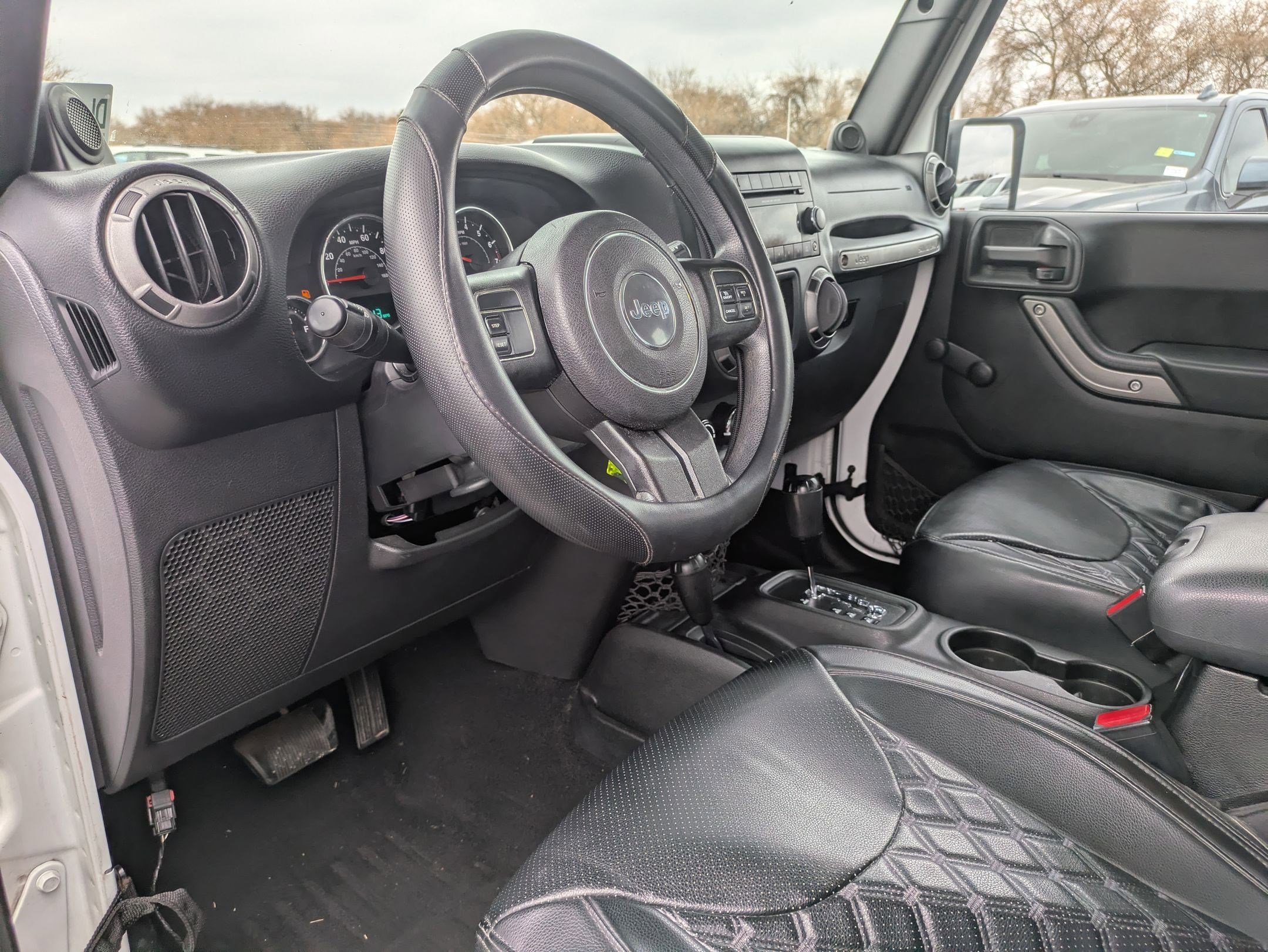 Used 2013 Jeep Wrangler Sport image 9