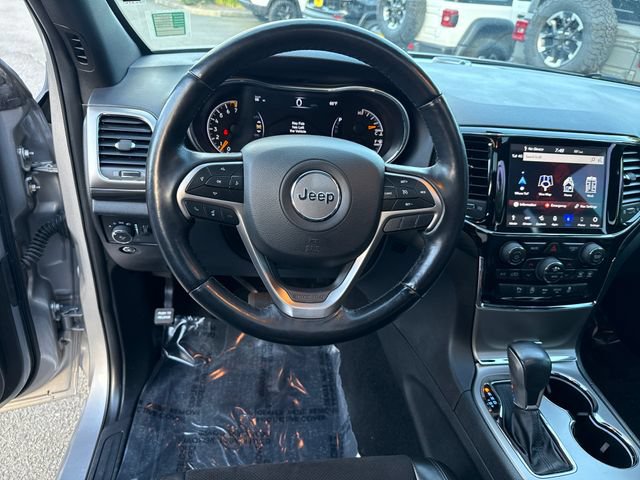 Used 2021 Jeep Grand Cherokee Laredo X AWD/4WD image 17