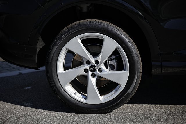 New 2025 Audi Q5 Premium Plus image 6