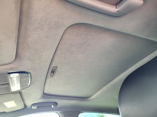 Used 2019 Genesis G90 3.3T Premium image 12