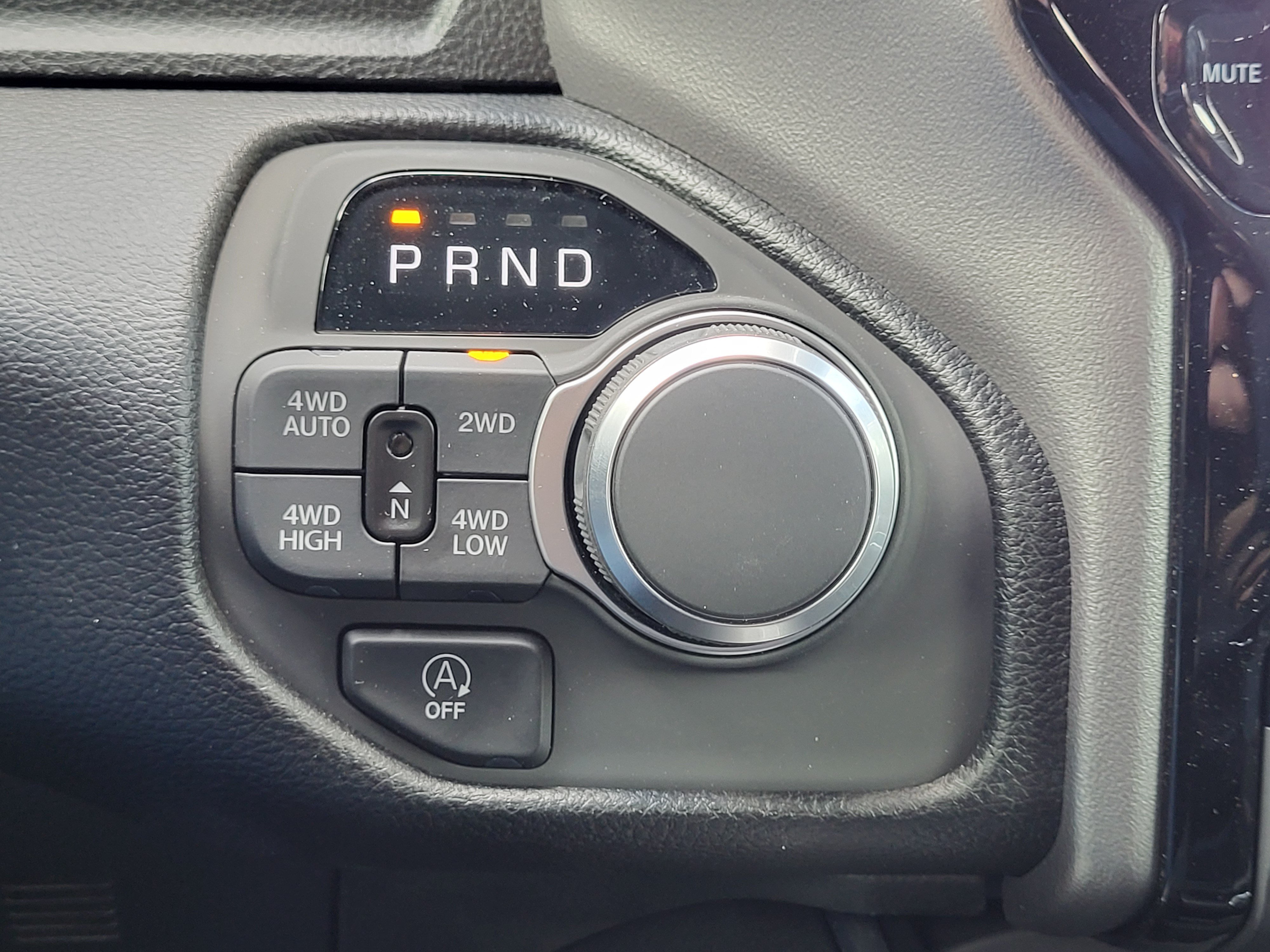 New 2026 RAM 1500 Big Horn AWD/4WD image 16