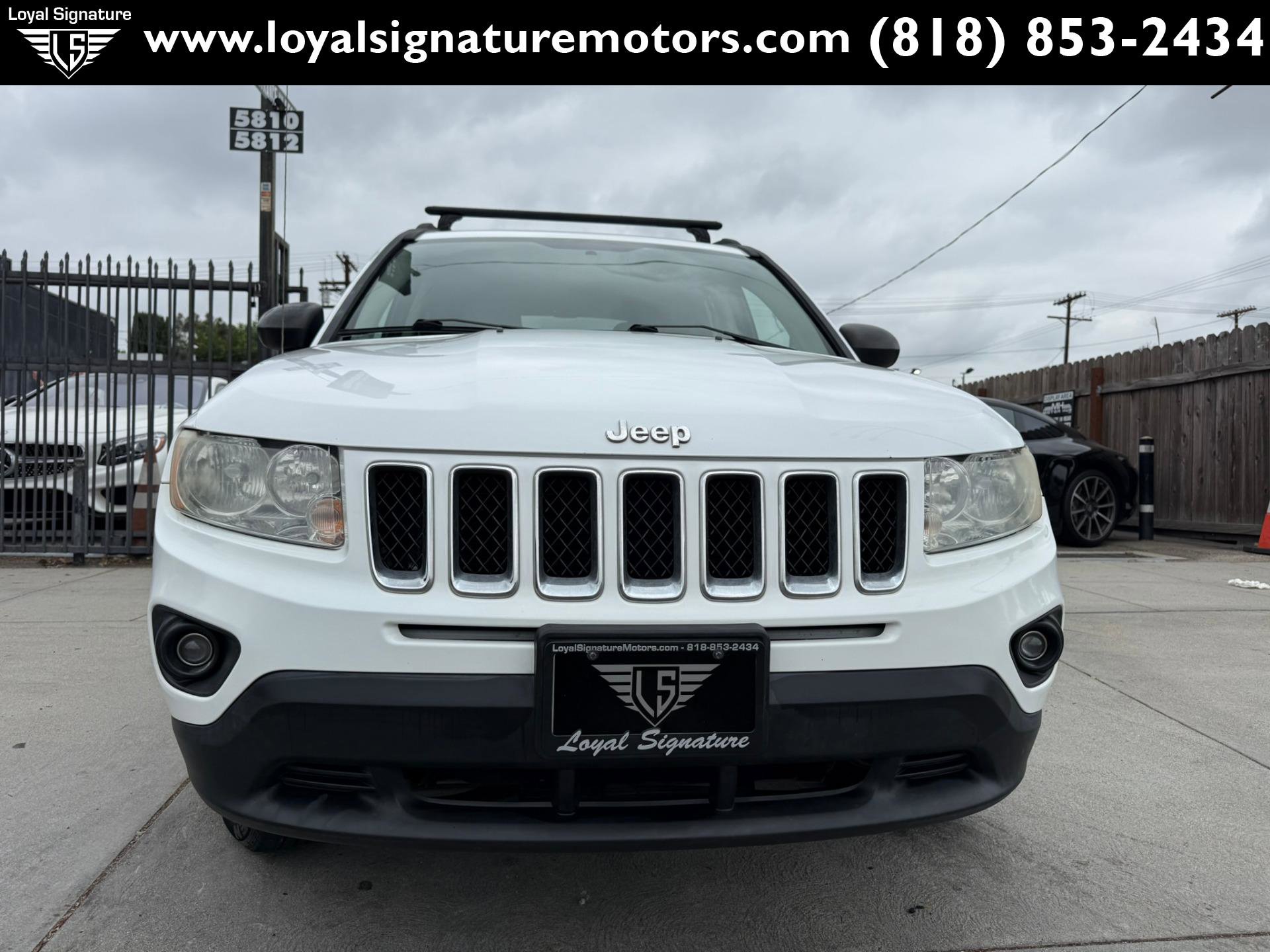 Used 2011 Jeep Compass Latitude image 2