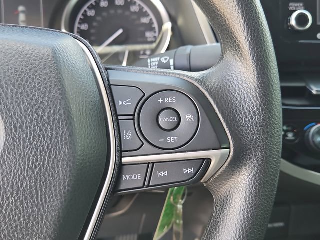 Used 2022 Toyota Camry LE image 22