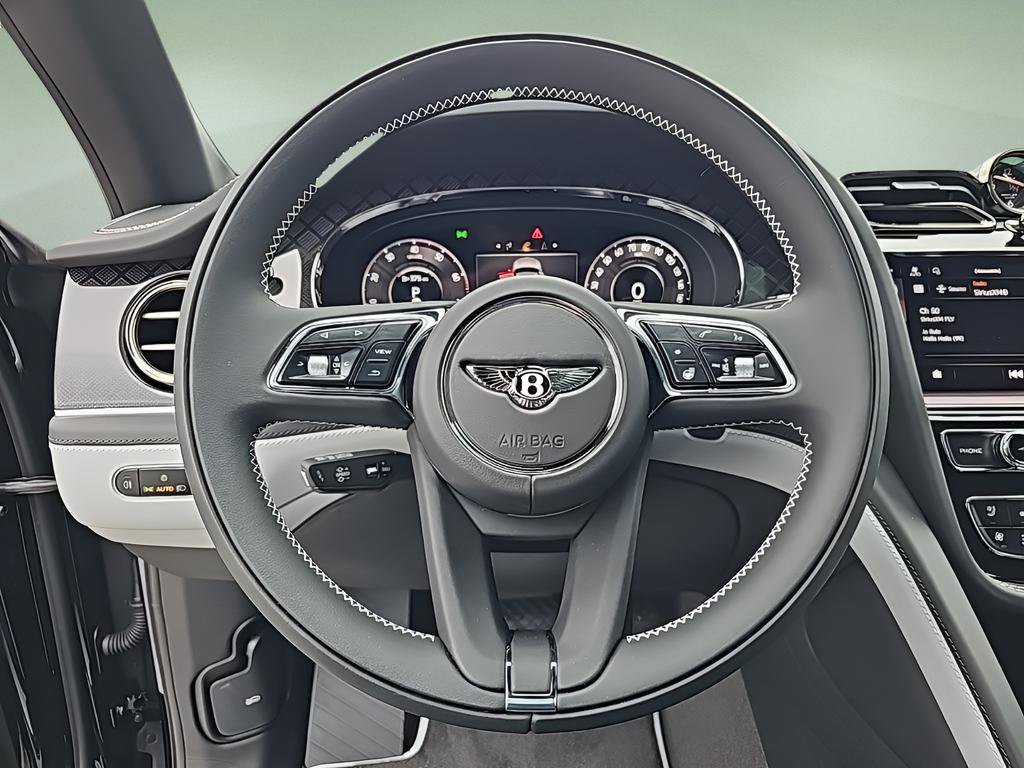 New 2025 Bentley Bentayga image 23
