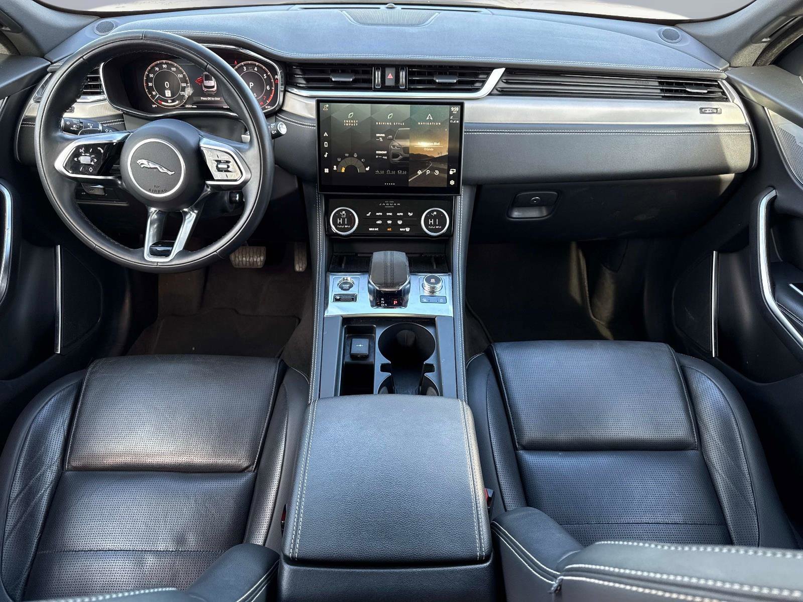 Used 2024 Jaguar F-PACE R-Dynamic S image 18