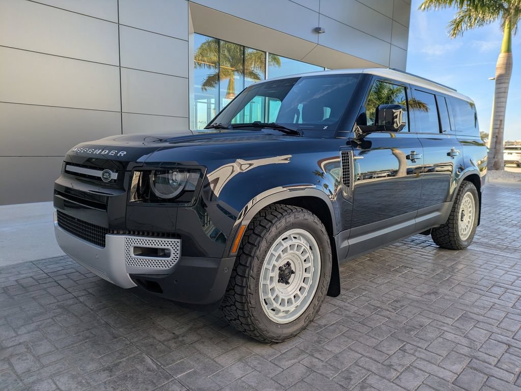 New 2025 Land Rover Defender 130 S AWD/4WD image 8