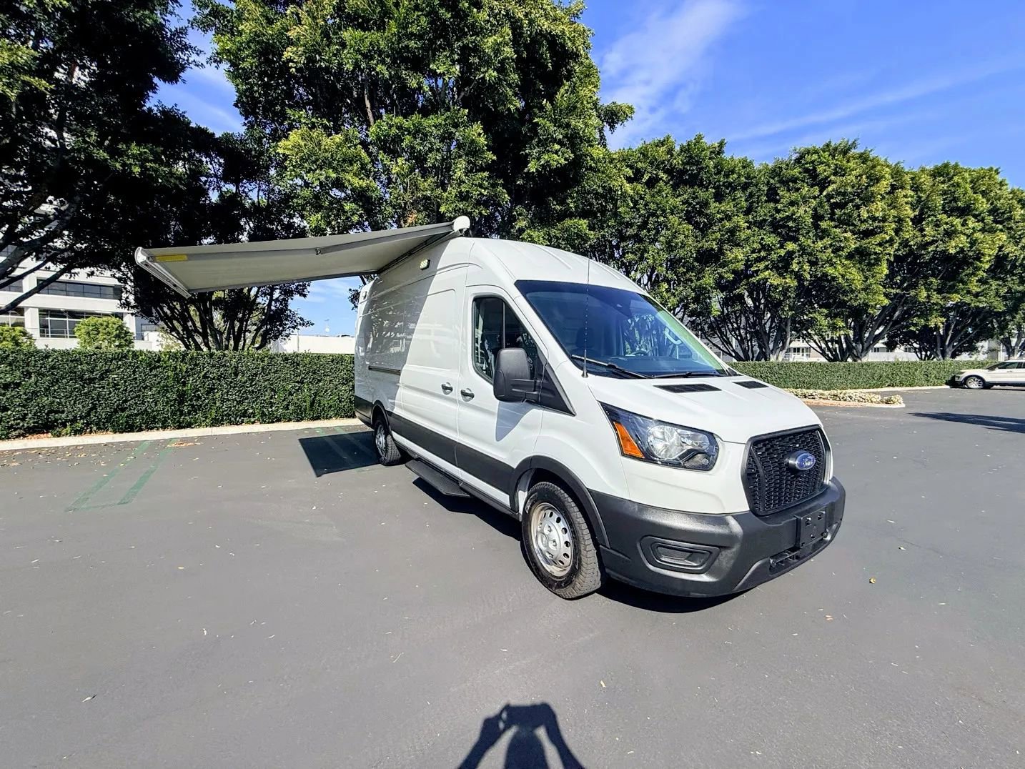Used 2022 Ford Transit 350 148 High Roof Extended AWD w/ Load Area Protection Package image 9