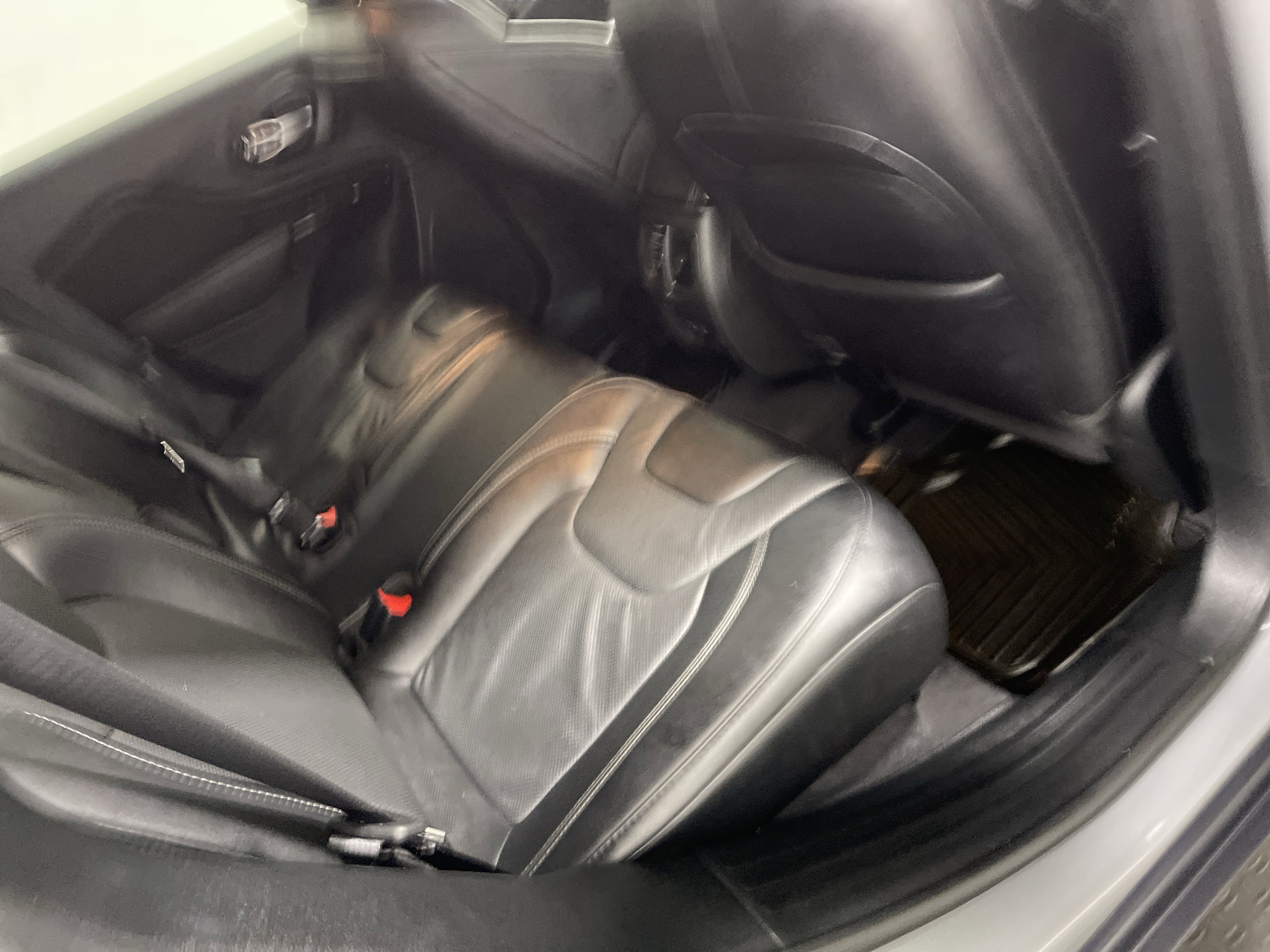 Used 2023 Jeep Cherokee Altitude Lux image 22