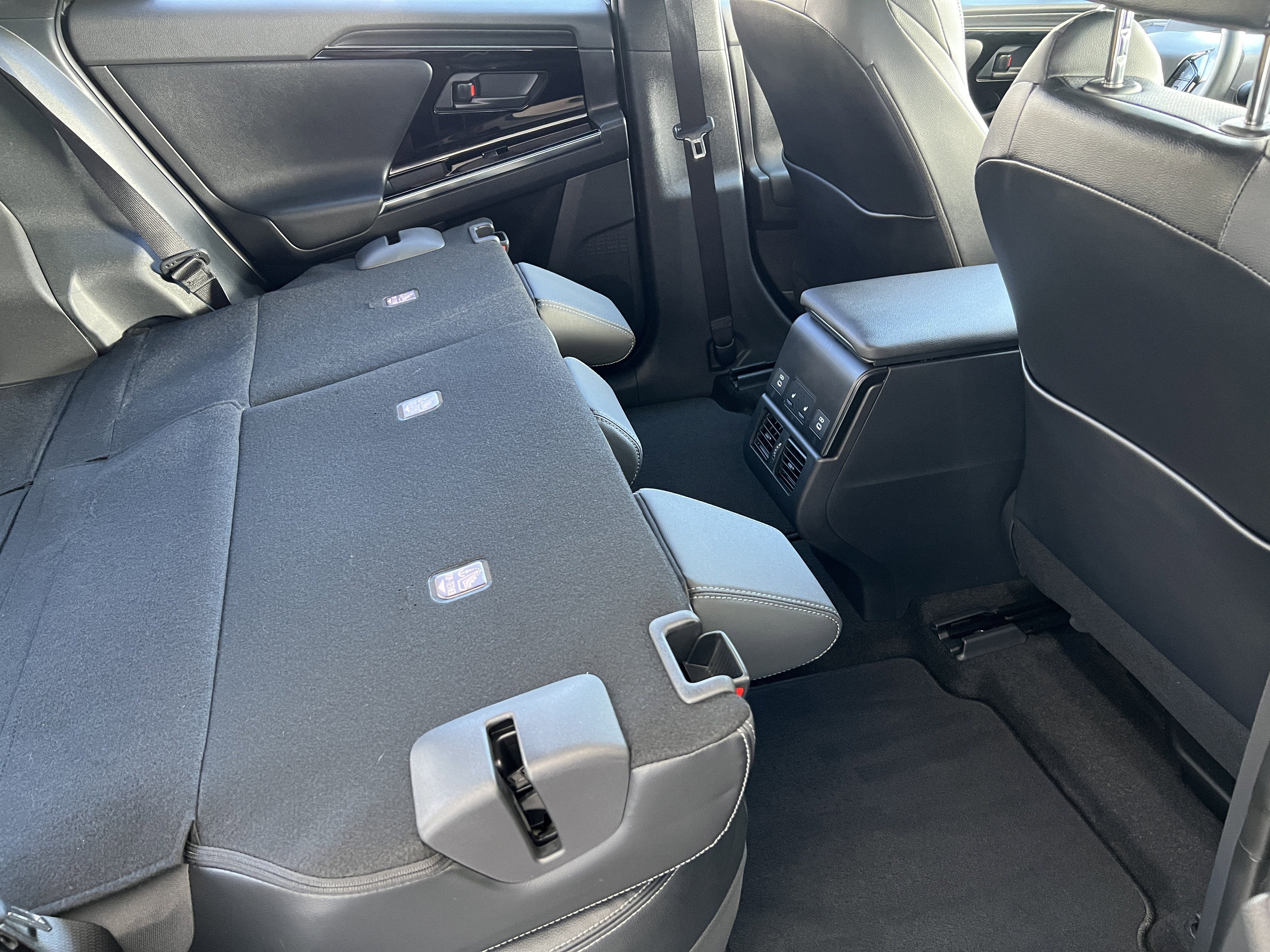 Used 2023 Subaru Solterra AWD image 21