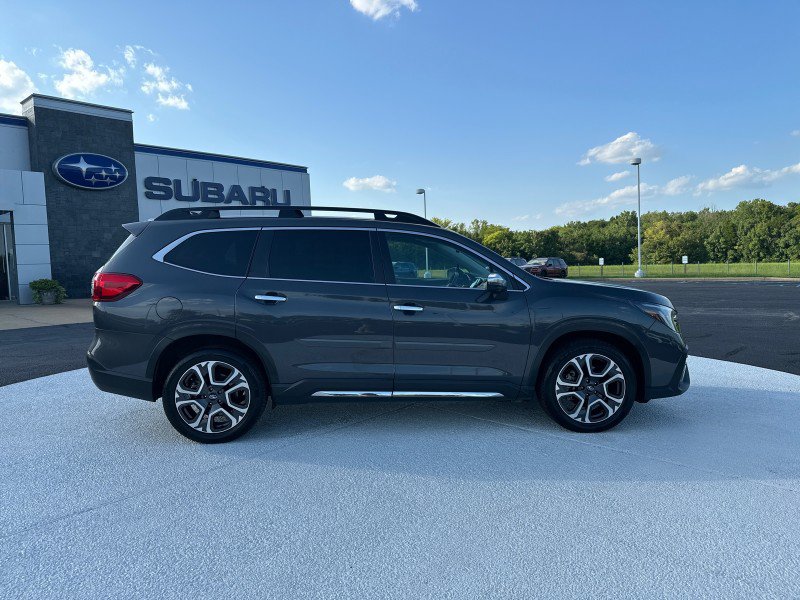 Certified 2023 Subaru Ascent Touring AWD/4WD image 8