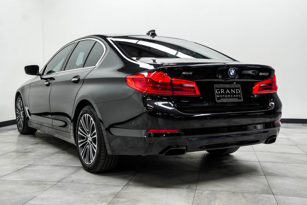 Used 2017 BMW 540i xDrive w/ Premium Package image 11
