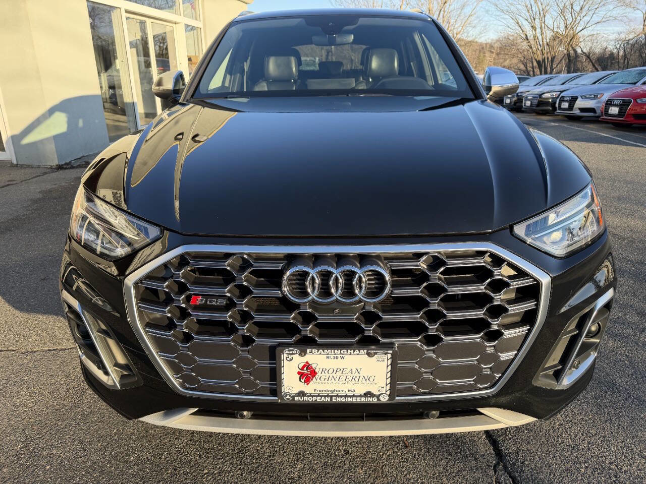 Used 2023 Audi SQ5 Premium Plus w/ Premium Plus Package image 2