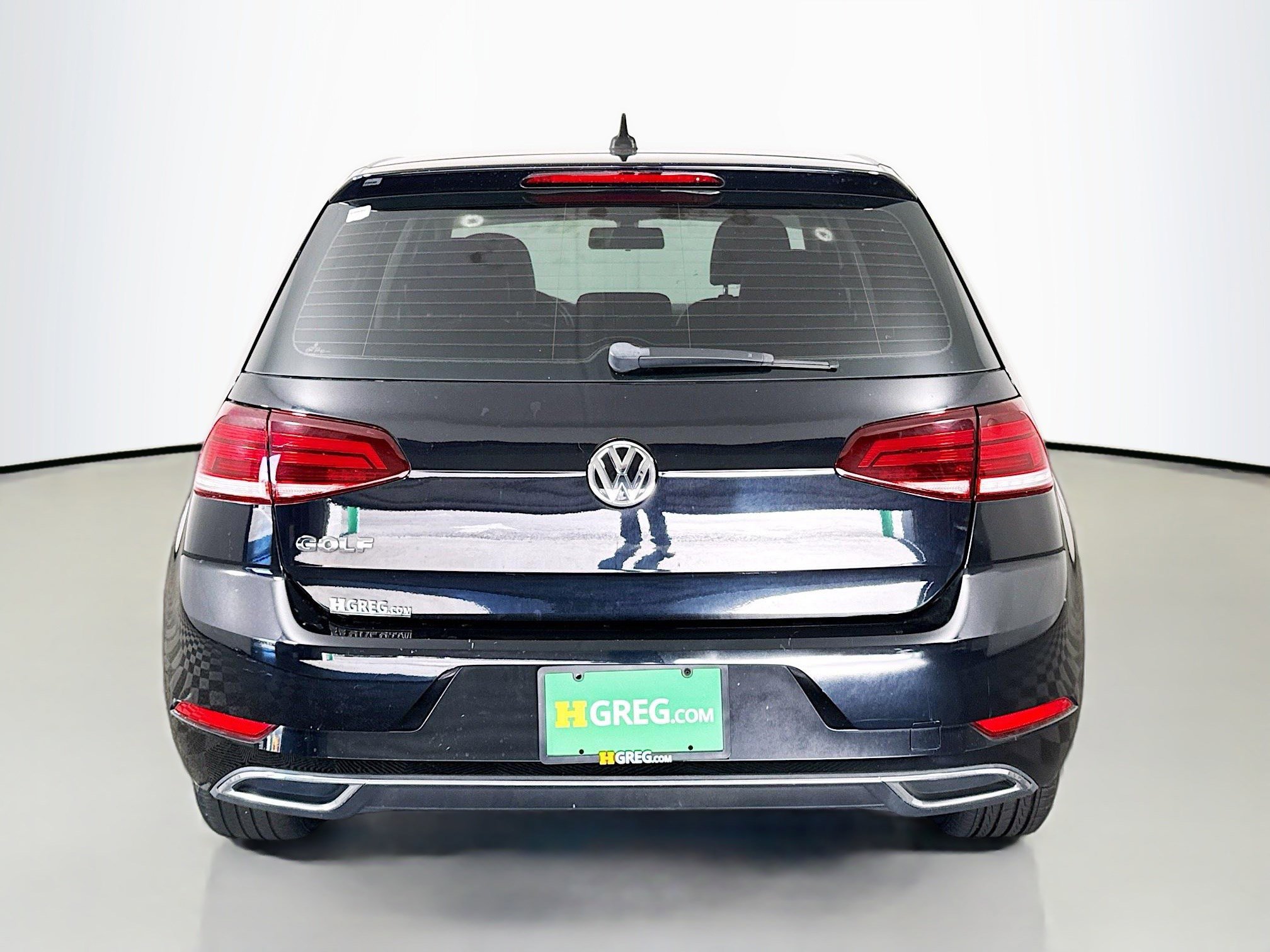 Used 2020 Volkswagen Golf 4-Door image 8