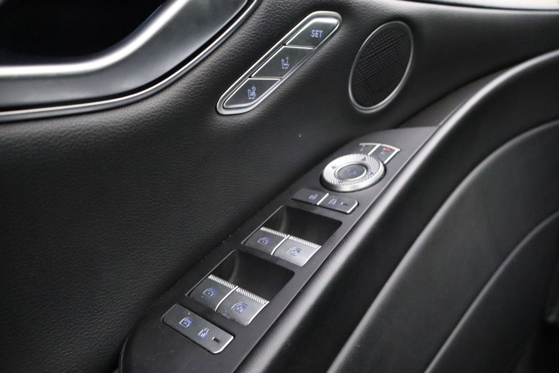 Used 2023 Genesis G80 2.5T image 14