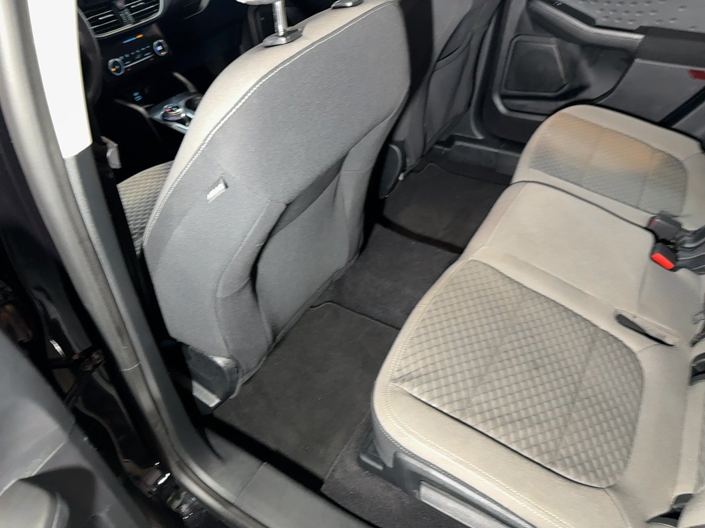 Used 2020 Ford Escape SE FWD image 60