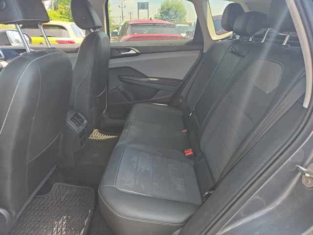 Certified 2023 Volkswagen Taos SE FWD image 4