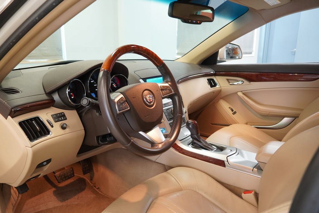 Used 2011 Cadillac CTS Luxury AWD/4WD image 6