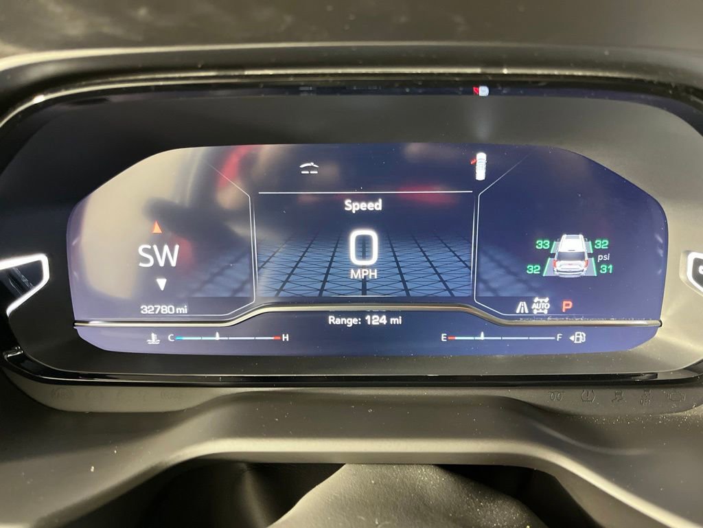 Certified 2024 GMC Yukon Denali AWD/4WD image 38