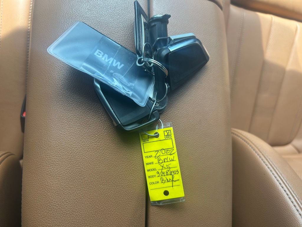 Used 2022 BMW X5 xDrive40i w/ Premium Package AWD/4WD image 63