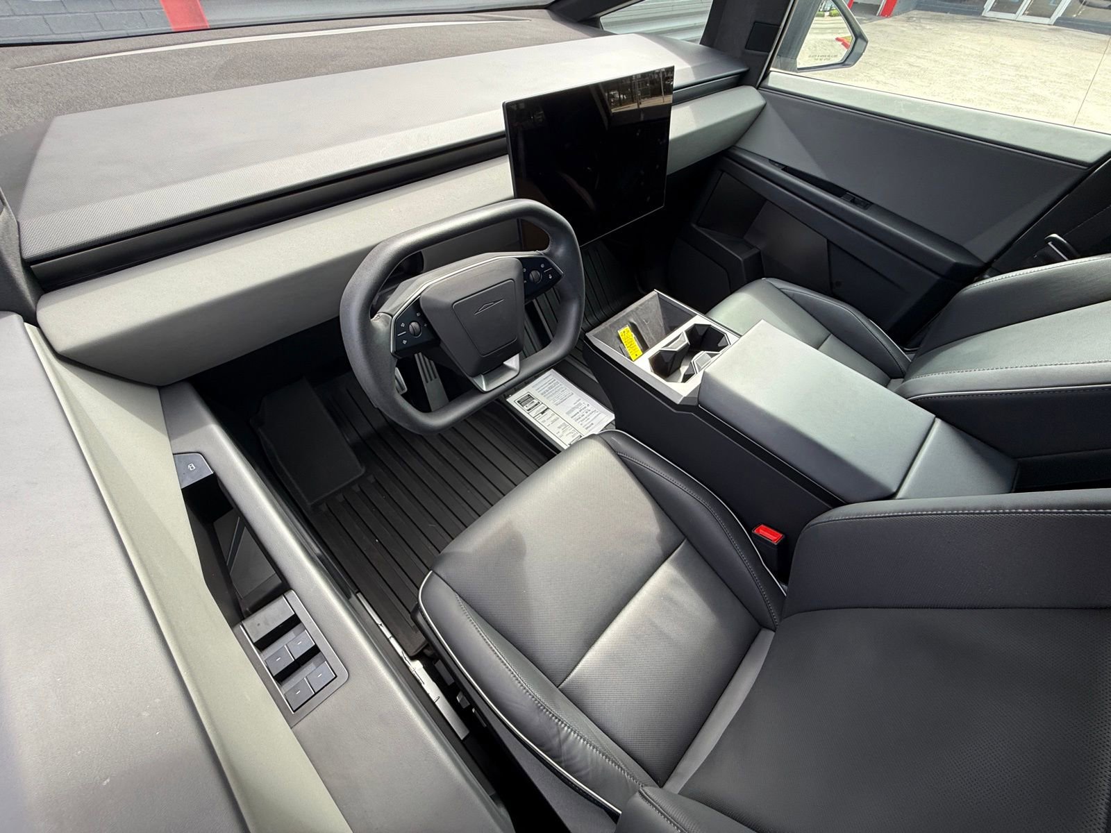 Used 2024 Tesla Cybertruck AWD Crew Cab image 22