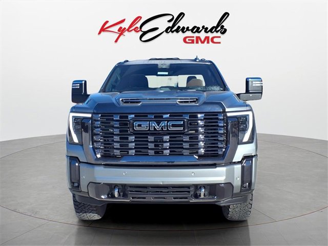 Used 2024 GMC Sierra 2500 Denali Ultimate image 2