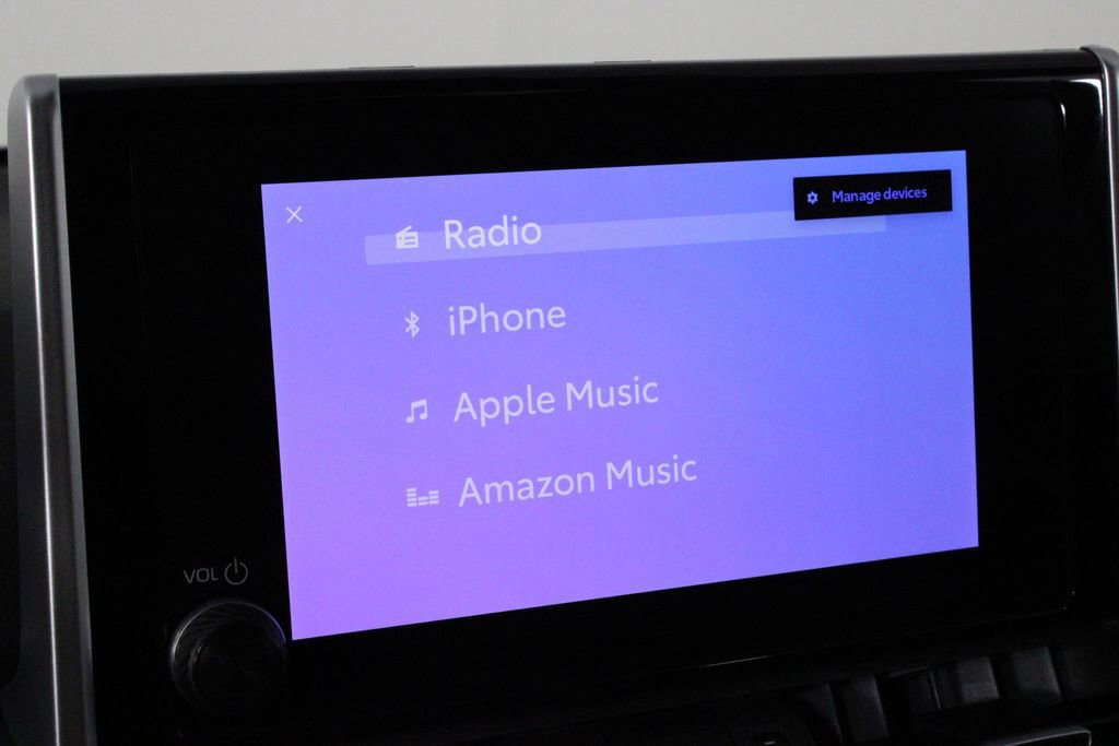 Used 2023 Toyota RAV4 XLE Premium image 33