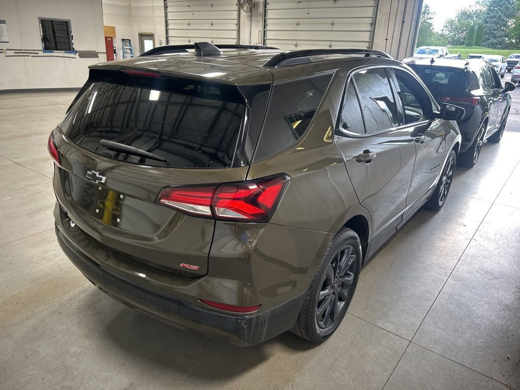 Used 2024 Chevrolet Equinox RS FWD image 6