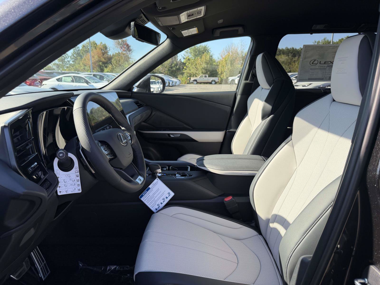 New 2026 Lexus TX 500h AWD w/ Technology Package image 12