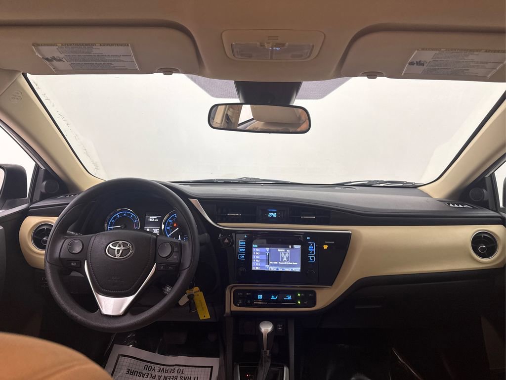 Used 2017 Toyota Corolla LE FWD image 35
