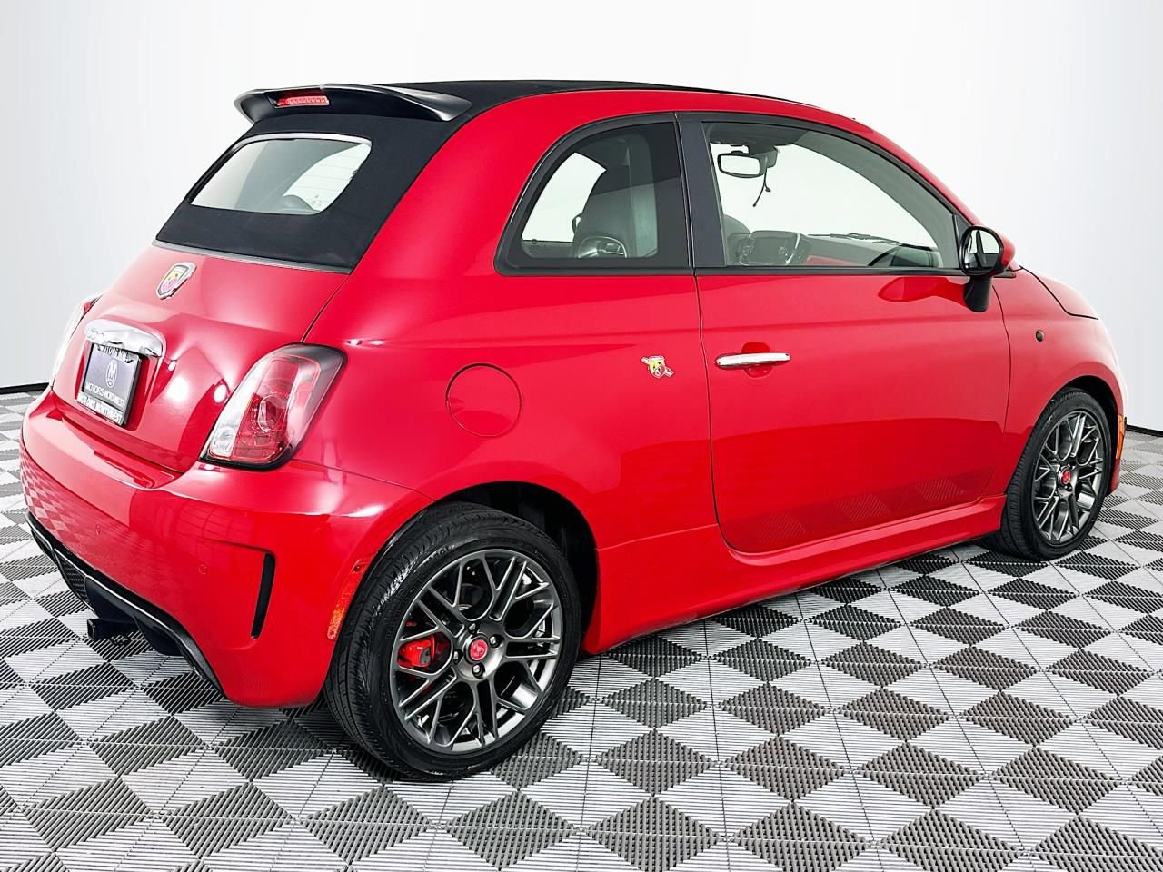 Used 2017 FIAT 500 Abarth w/ Popular Equipment Package FWD image 26