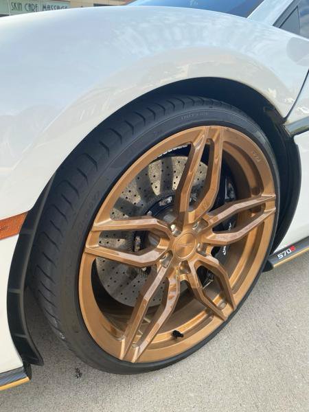 Used 2017 McLaren 570S Coupe RWD image 6